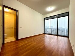 Latitude (D10), Condominium #607375551